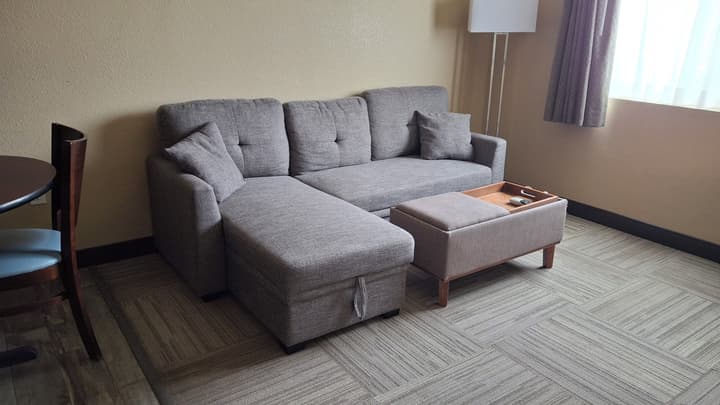 Island Suites