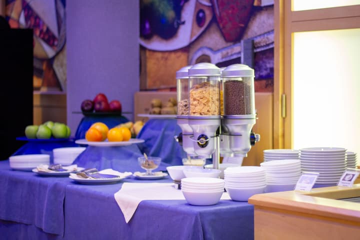 Pacific Hotel Fortino