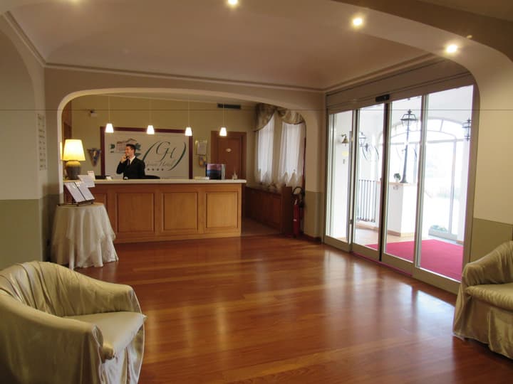 Green Hotel