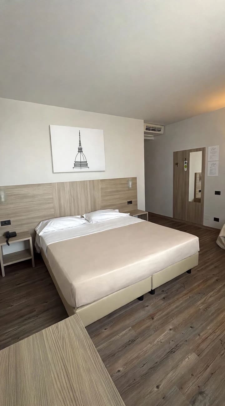 Green Hotel