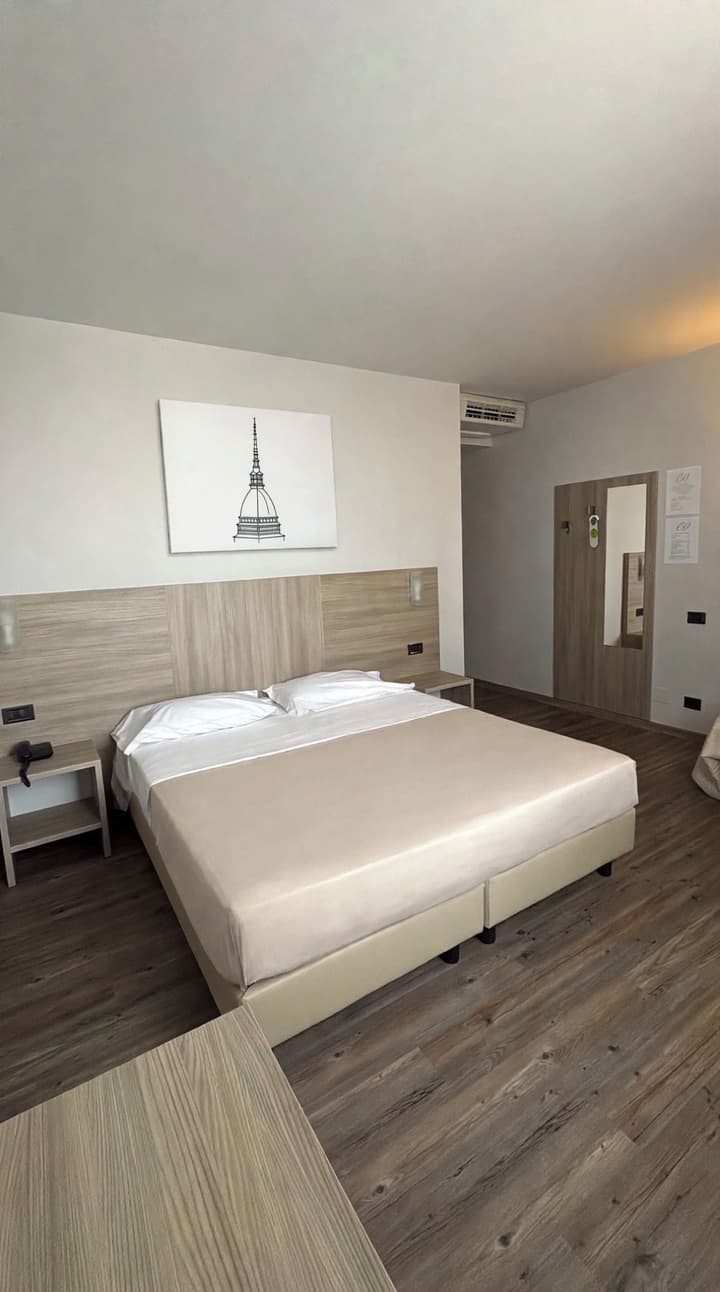 Green Hotel