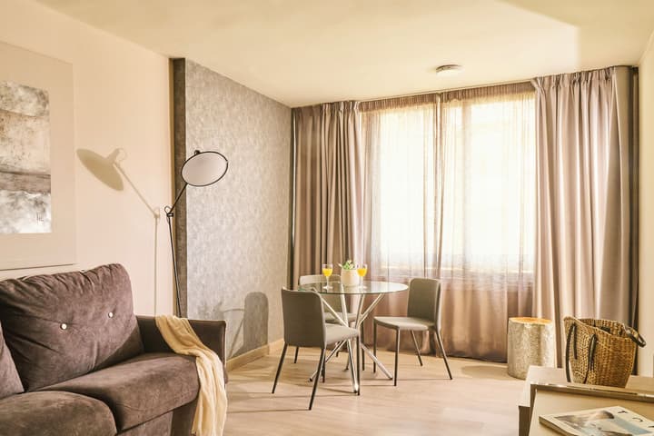 Ona Marbella Inn