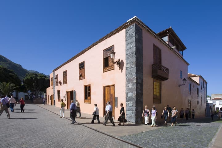Hotel LIVVO La Quinta Roja