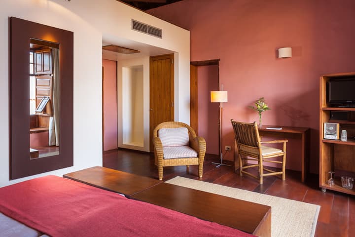 Hotel LIVVO La Quinta Roja