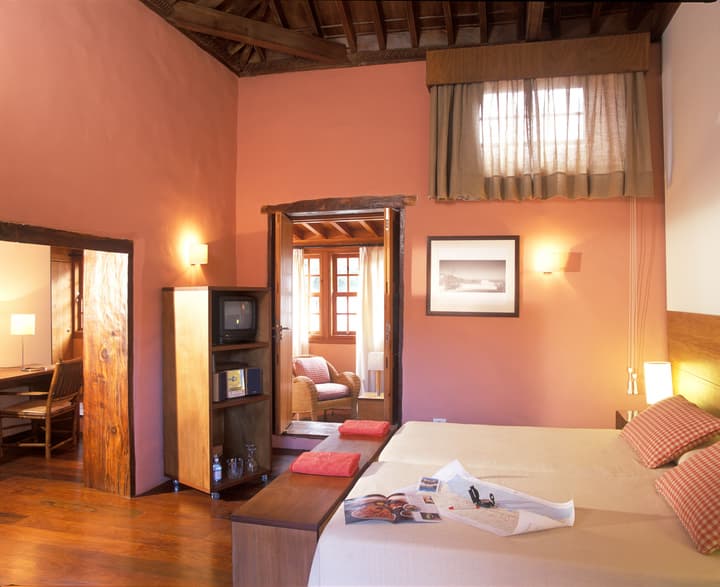 Hotel LIVVO La Quinta Roja