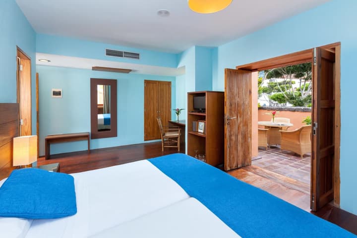 Hotel LIVVO La Quinta Roja