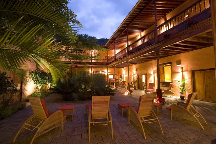 Hotel LIVVO La Quinta Roja