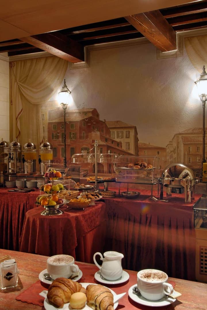 Hotel Bologna