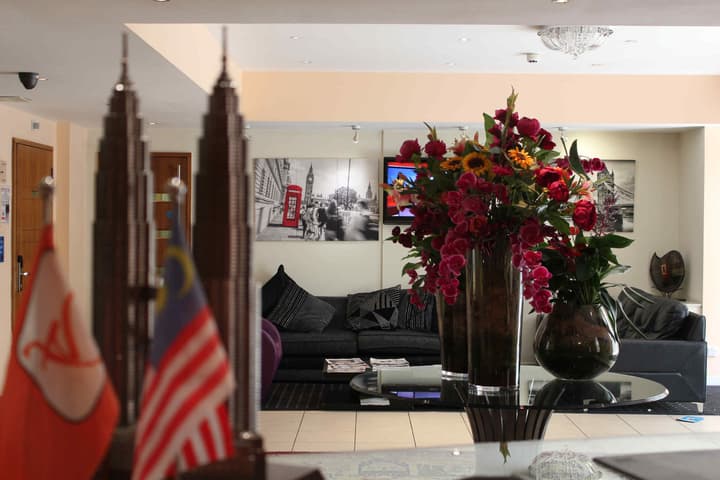 Grand Plaza Serviced Apartments