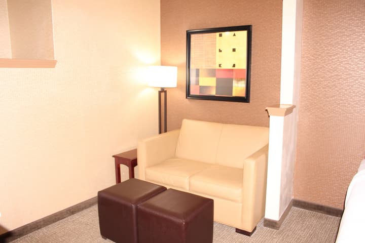 Quality Suites NYC Gateway