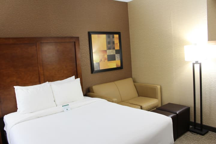 Quality Suites NYC Gateway