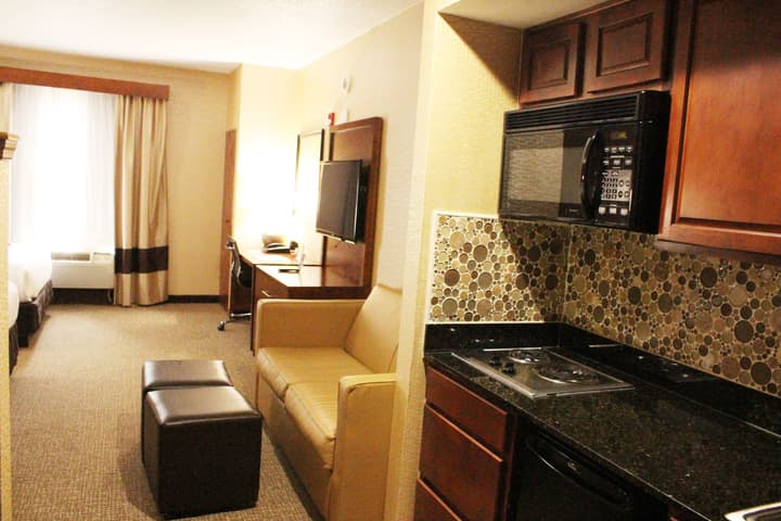 Quality Suites NYC Gateway