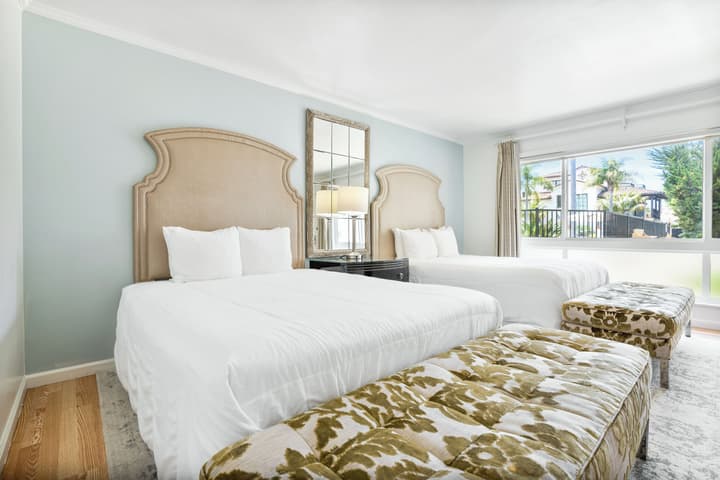 Pacific Crest Hotel Santa Barbara