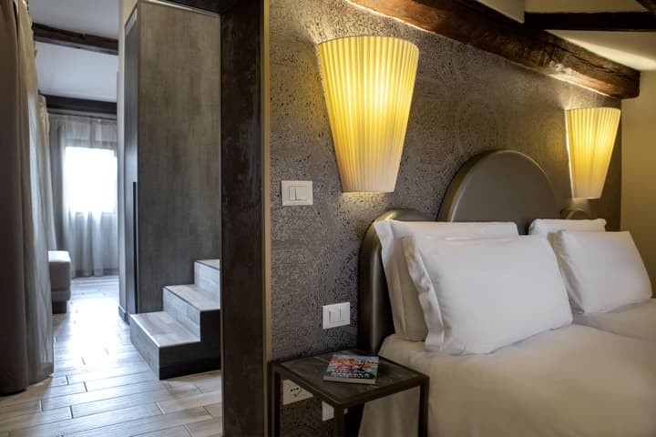Alle Guglie Boutique Hotel