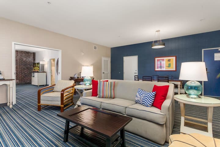 Argonaut Hotel