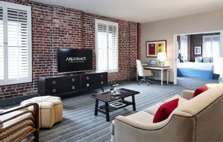 Argonaut Hotel
