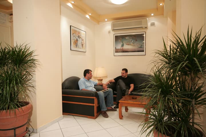Alma Hotel