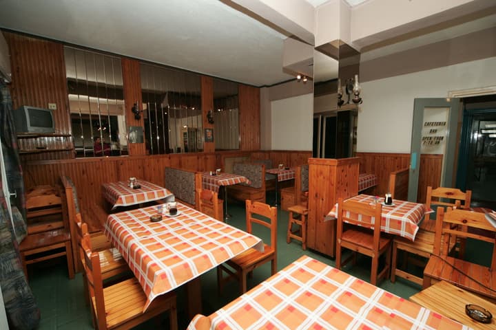 Alma Hotel