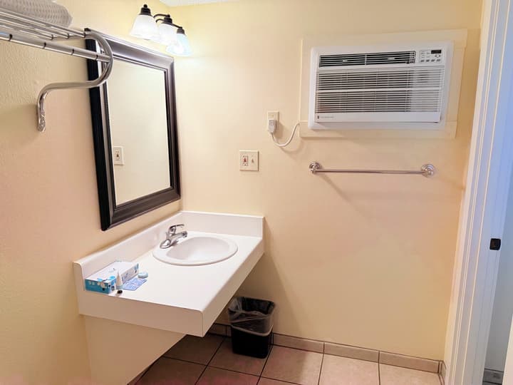 Timbers INN and Suites