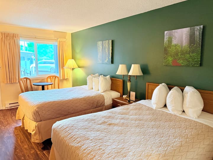 Timbers INN and Suites