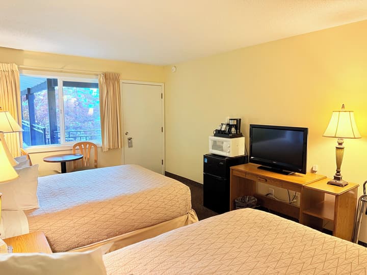 Timbers INN and Suites