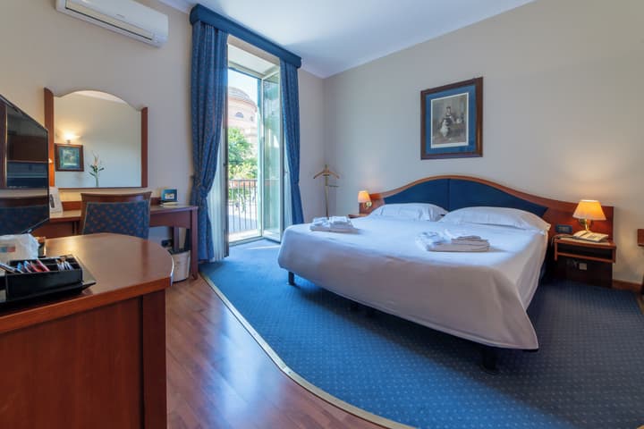 Massimo Plaza Hotel