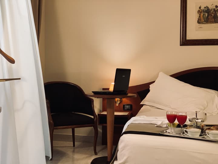 Massimo Plaza Hotel