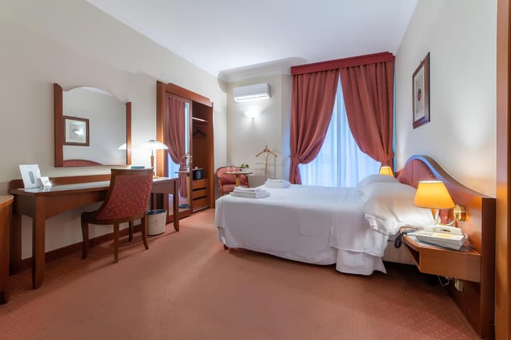 Massimo Plaza Hotel