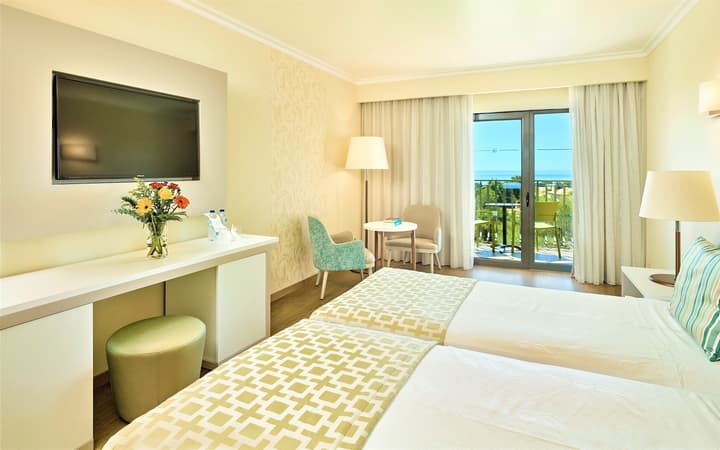 Hotel Baia Grande