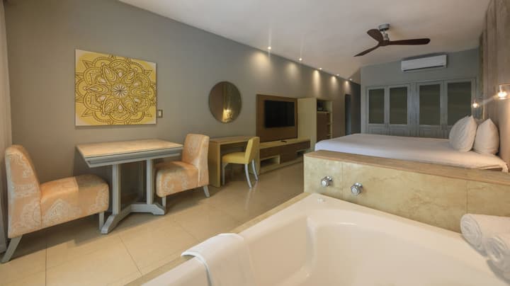 El Dorado Royale, All & More Inclusive Adults Only