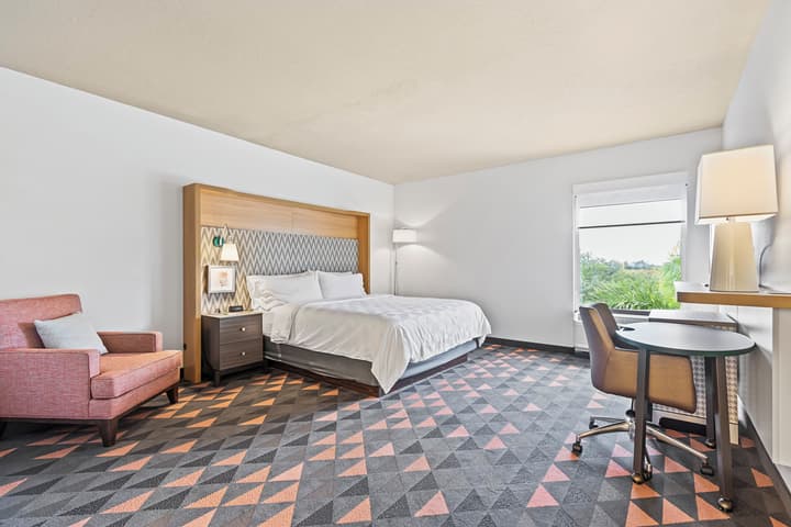Holiday Inn St. Petersburg West by IHG