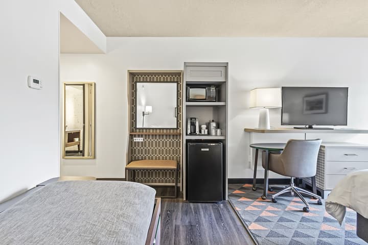 Holiday Inn St. Petersburg West by IHG