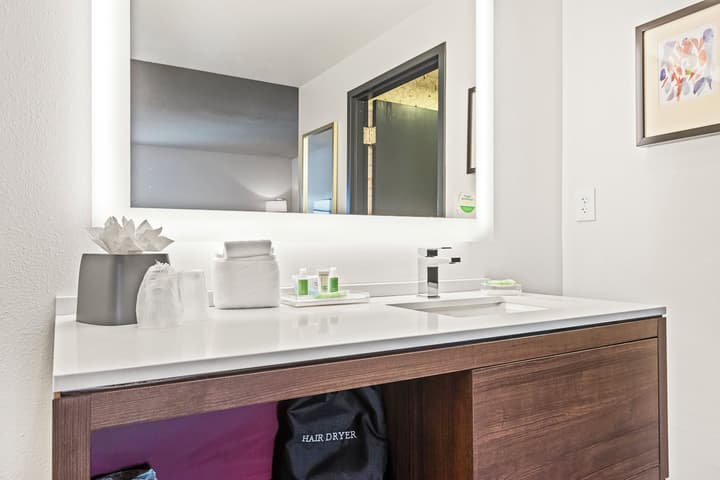 Holiday Inn St. Petersburg West by IHG