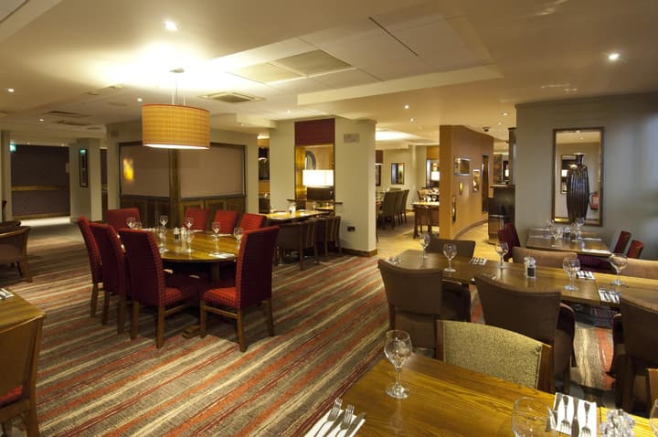 Premier Inn London Heathrow Airport T2 & T3 - Bath Road