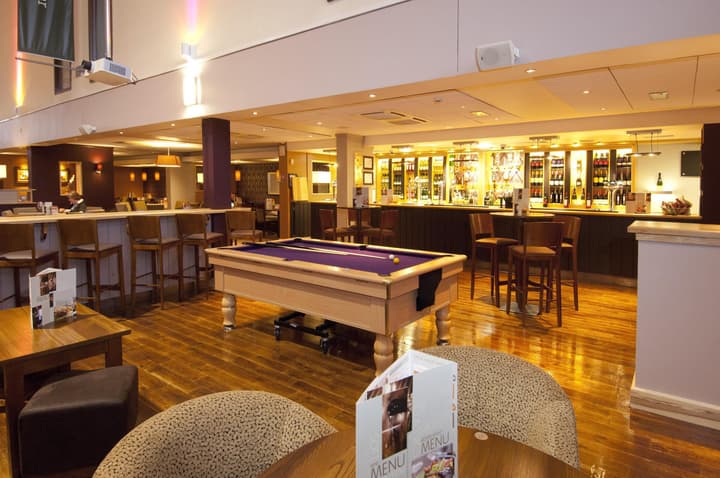 Premier Inn London Heathrow Airport T2 & T3 - Bath Road