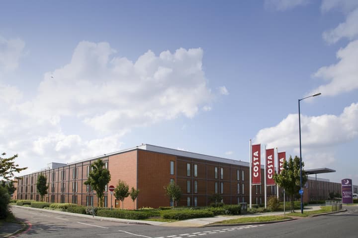 Premier Inn London Heathrow Airport T2 & T3 - Bath Road