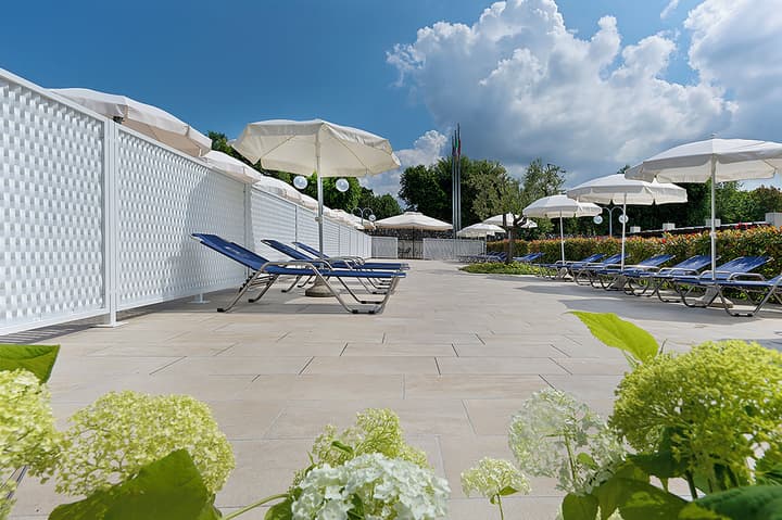 Iseolago Hotel