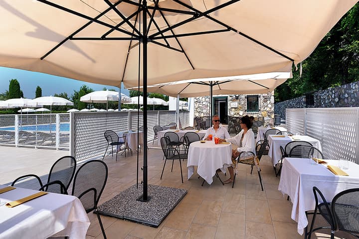Iseolago Hotel