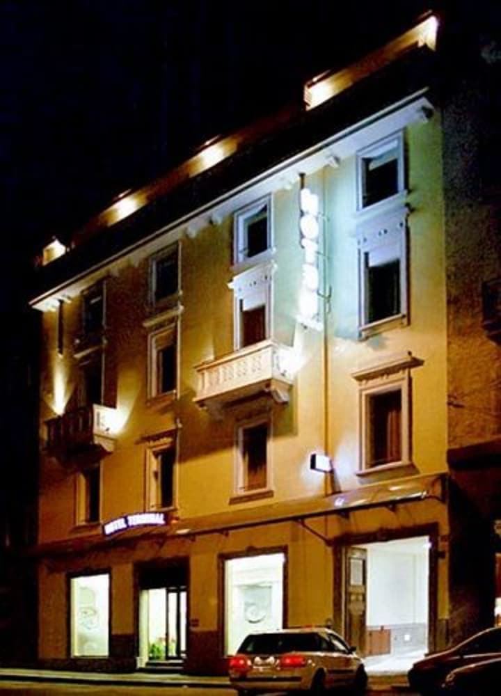 Terminal Hotel