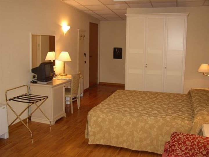 Terminal Hotel