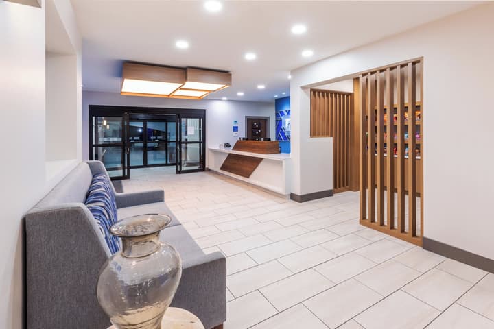 Holiday Inn Express Harvey-Marrero by IHG