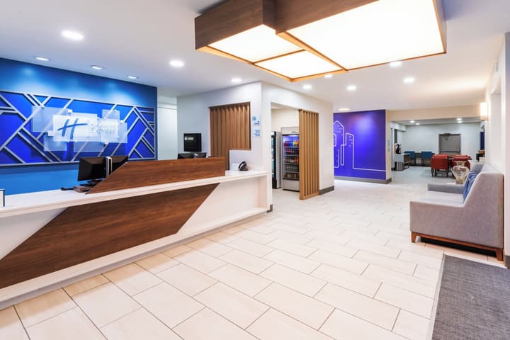 Holiday Inn Express Harvey-Marrero by IHG