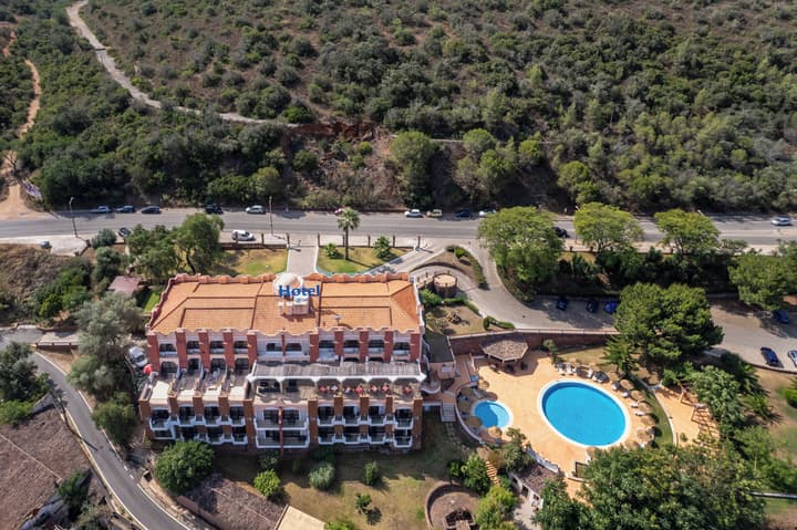 Hotel Colina Dos Mouros