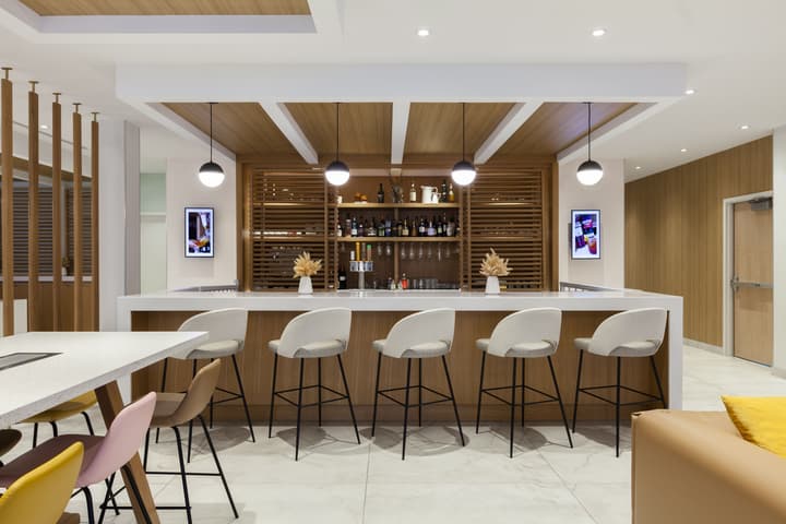 Strata Hotel