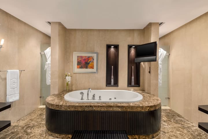 Shangri-La Dubai