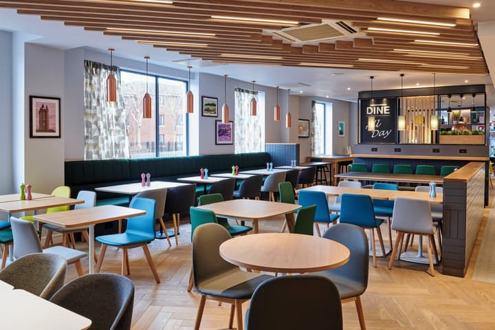Holiday Inn Belfast City Centre by IHG