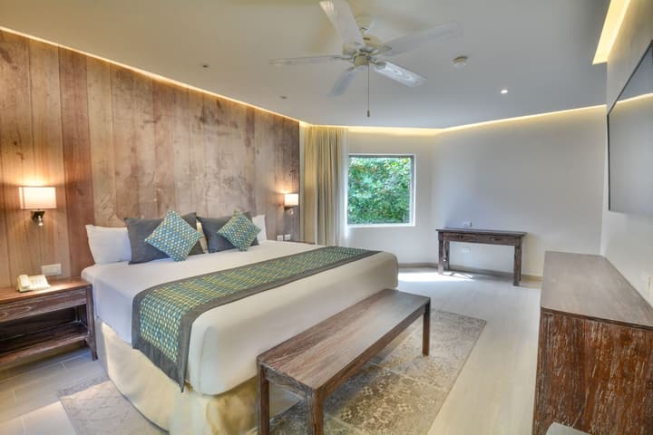 Sandos Caracol Nature Resort & Water Park All Inclusive