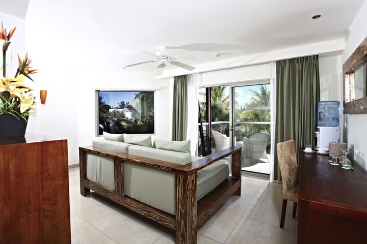 Sandos Caracol Nature Resort & Water Park All Inclusive