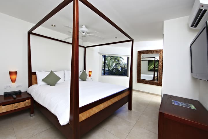 Sandos Caracol Nature Resort & Water Park All Inclusive