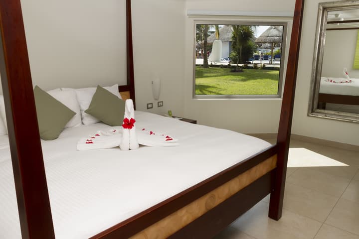 Sandos Caracol Nature Resort & Water Park All Inclusive